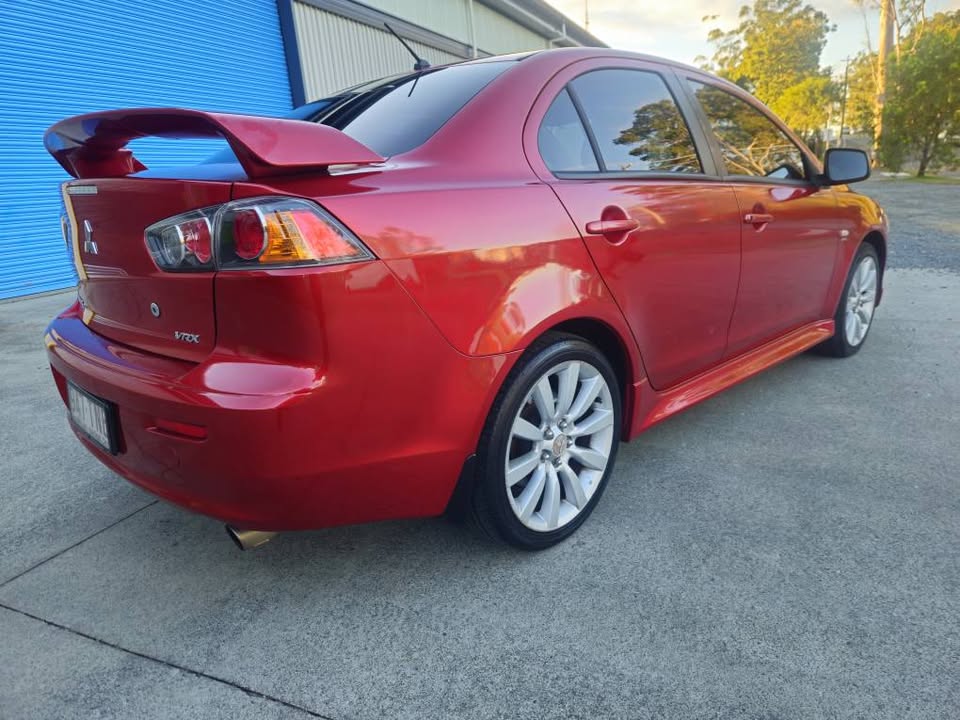 2011 Mitsubishi Lancer VRX 6.jpg